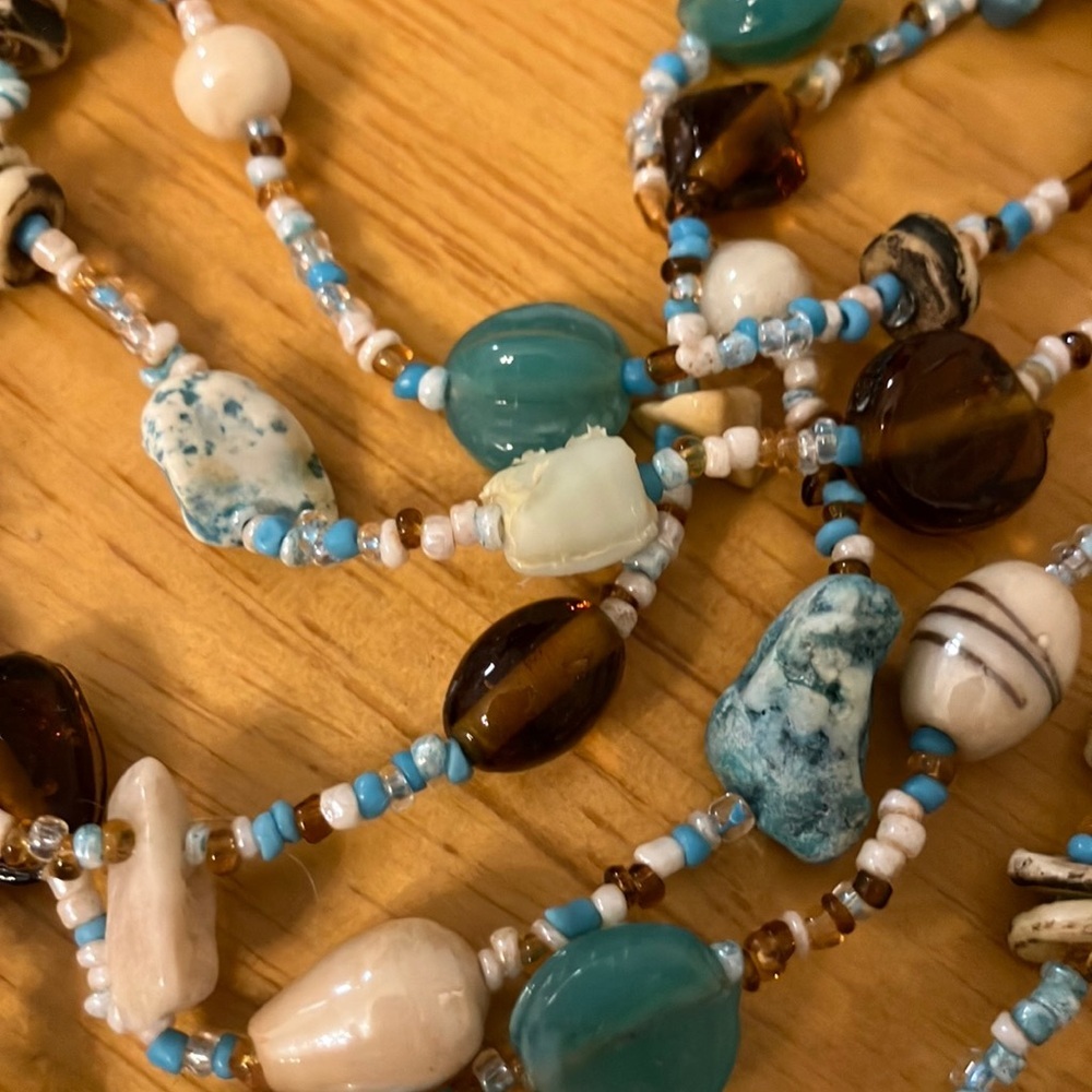 Multicolor Beaded Necklace - Picture 9 of 9